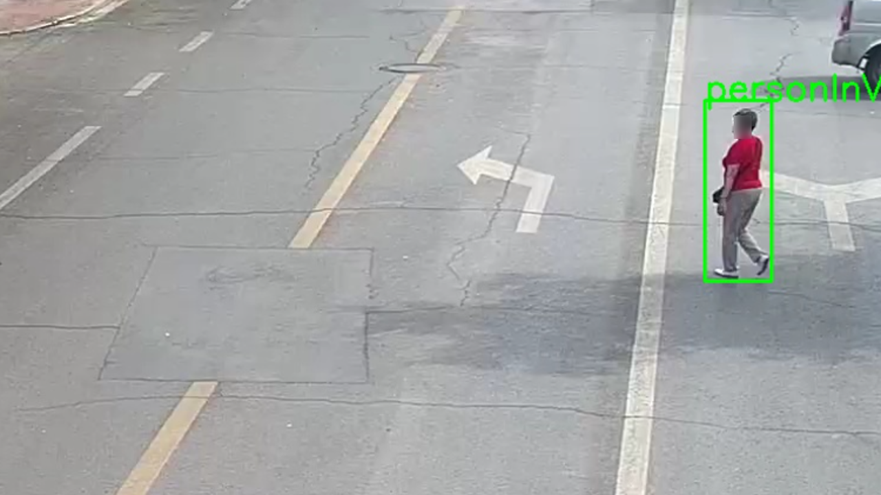 電(diàn)動車(chē)/摩托車(chē)駕乘人(rén)員(yuán)不(bù)戴頭盔